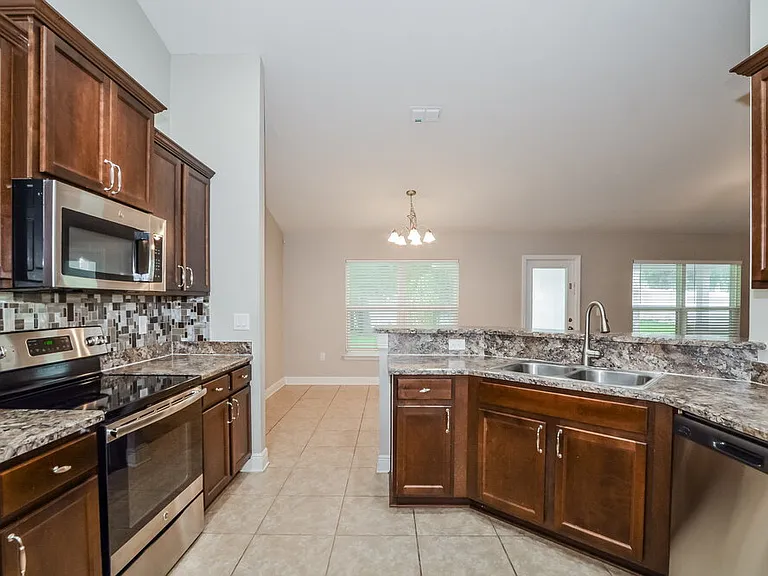2214 Angel Fish Loop — Photo 7