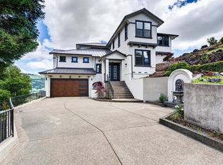 3938 Shelter Glen Way, Santa Rosa, CA 95404