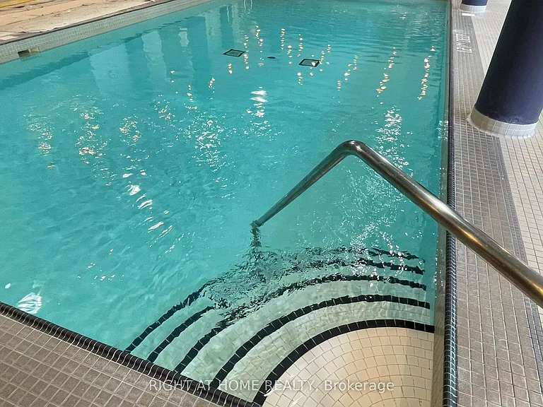 231 Fort York Blvd #2309 — Photo 36