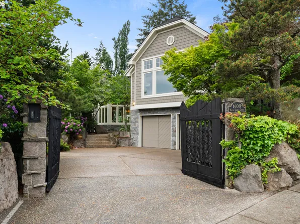 1600 View Lake Ct, Lake Oswego, OR 97034