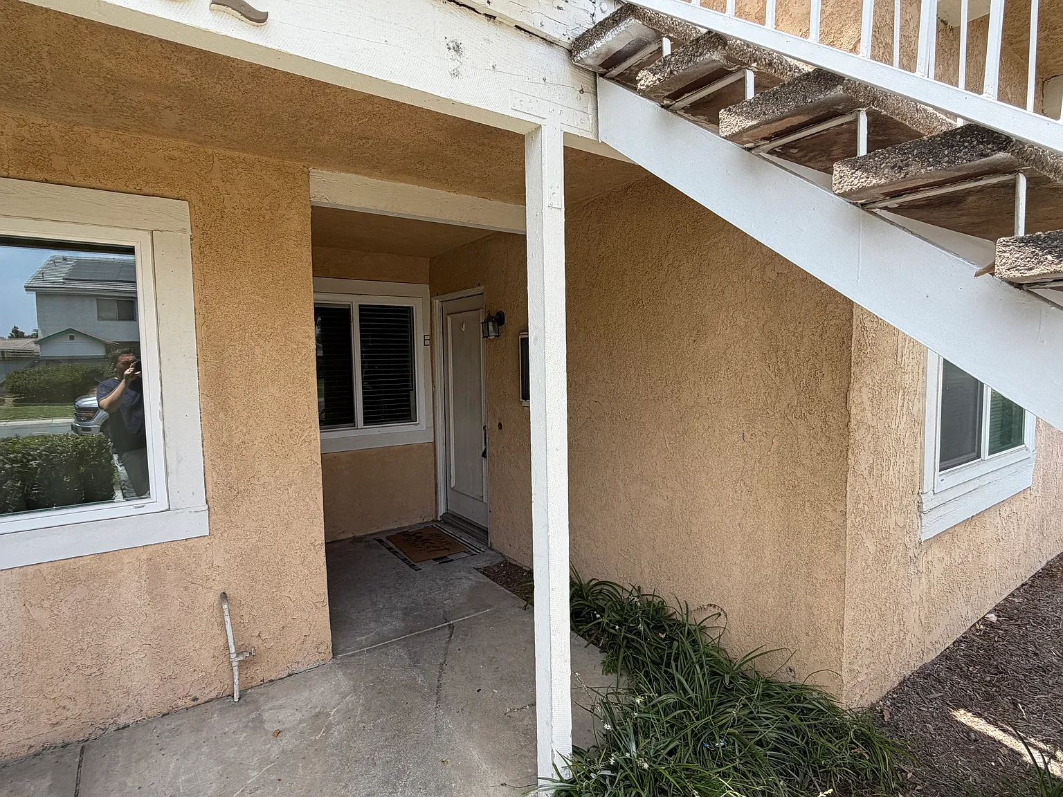 2 bed, 743 sqft, $2,400 — Photo 4