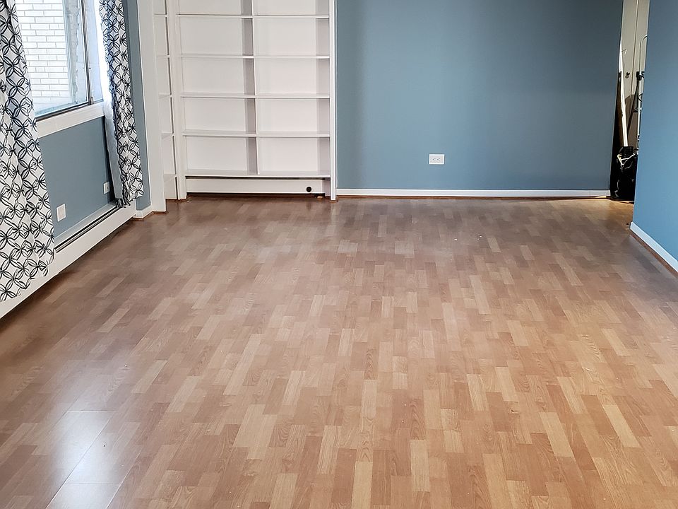 Living room (from the other direction)