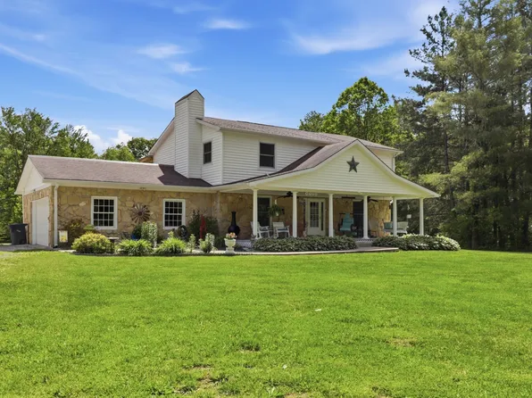 4055 Red Bud Ln, Martinsville, IN 46151