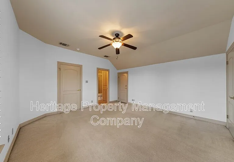 131 Westcourt Ln — Photo 31