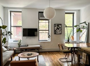 7 Oliver St APT 1, New York, NY 10038