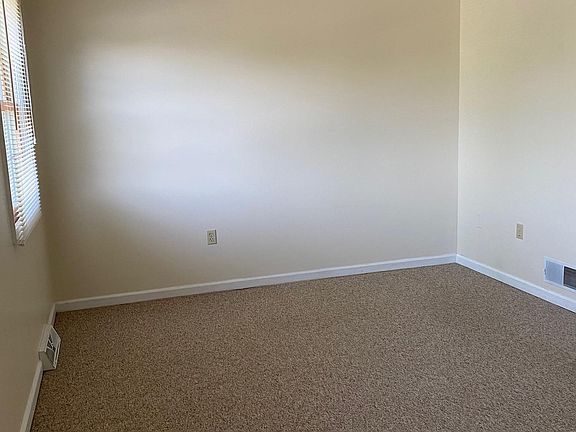 Living Room 12' X 15'