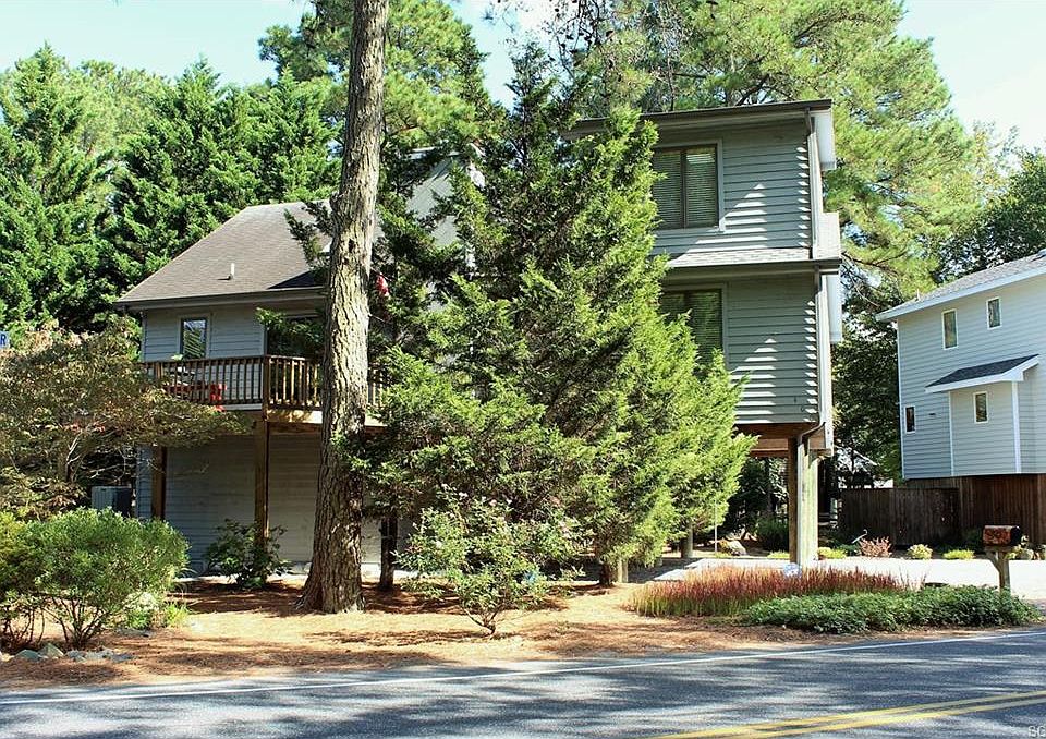 1st image of 400 Black Gum Dr
