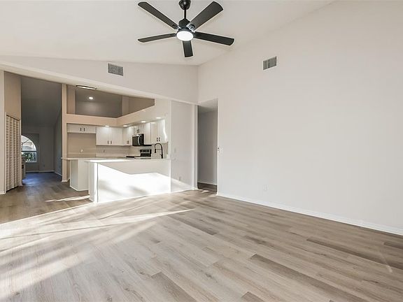 4th image of 2624 BRIDLE DRIVE