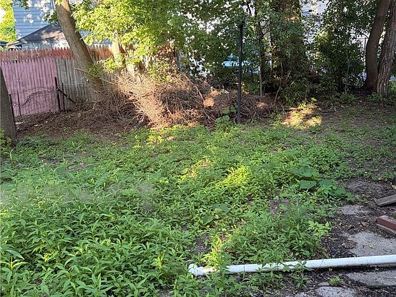 2nd image of 107 Boyd Ave