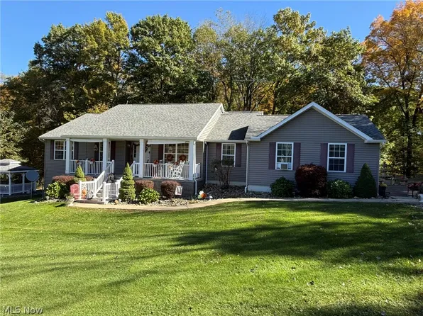 4605 Mount Pleasant Rd NW, Pleasant Rd Nw, OH 44622