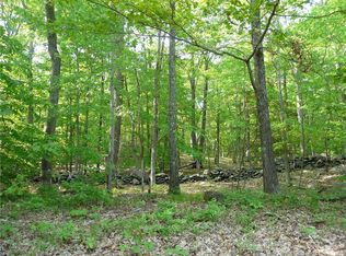 12 Kent Rd, Newtown, CT 06470