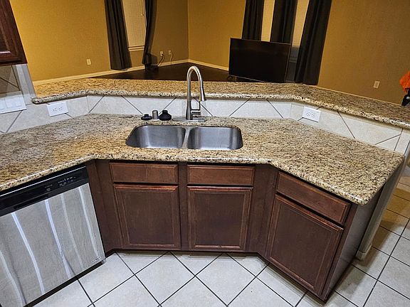 5th image of 9011 Aurora Park Ln
