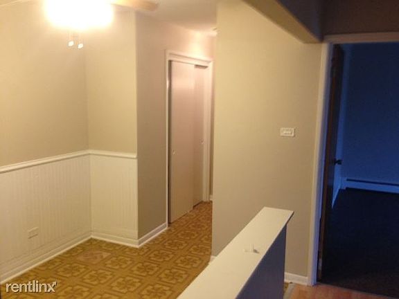 4th image of 15311 Knox Ave APT 03
