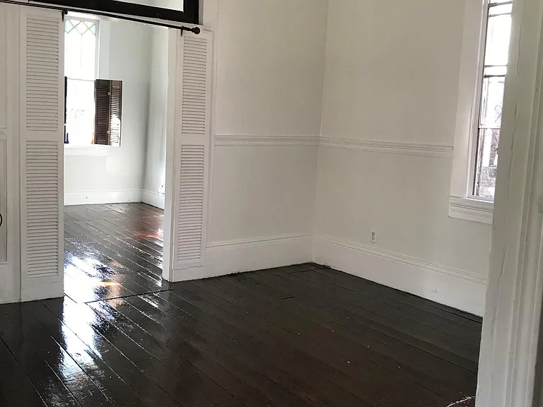 415 S Scott St — Photo 6