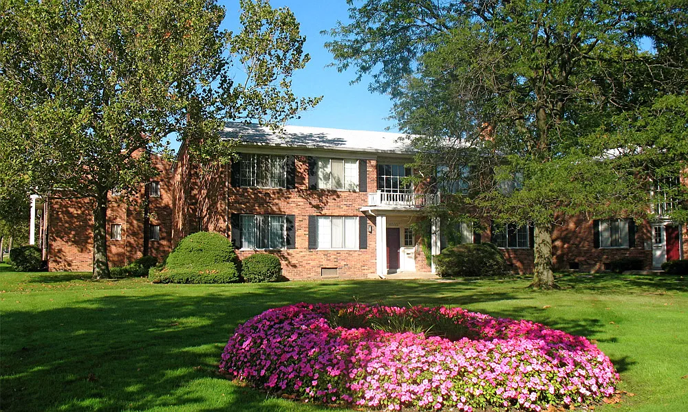 Haven at Grosse Pointe — Photo 2
