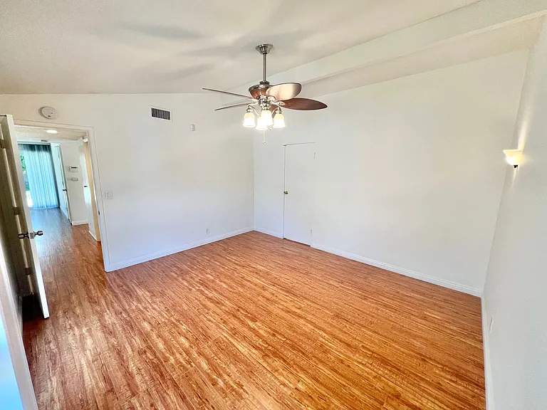 11332 Donovan Rd — Photo 24