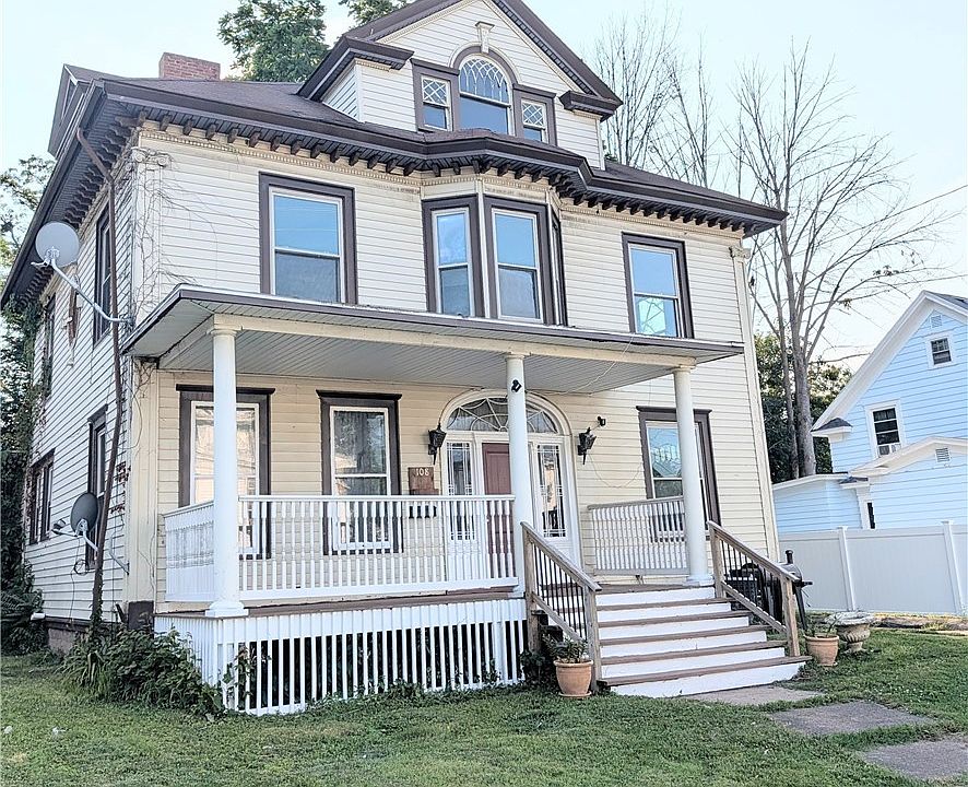 1st image of 108 S 4th St
