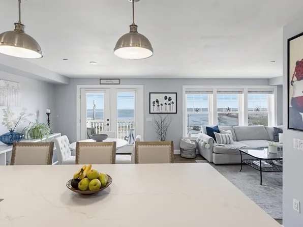 216 Water St #B306, Plymouth, MA 02360