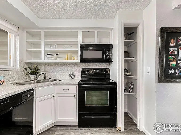 933 16th St SW #1 — Photo 9