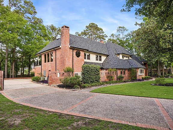 3rd image of 15410 Brandonwood Ct