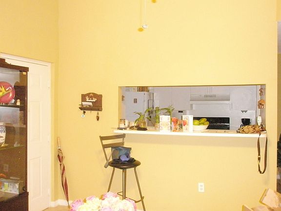 3rd image of 12112 Saint Andrews Pl APT 305