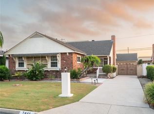 7441 Irwingrove Dr, Downey, CA 90241