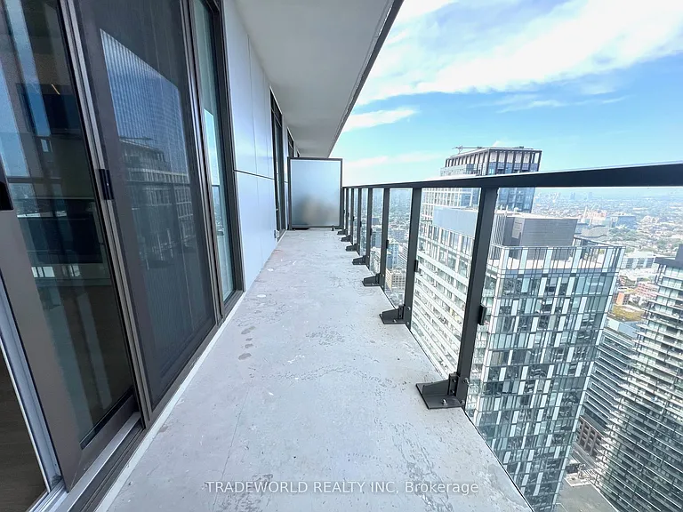 28 Widmer St #4927 — Photo 10