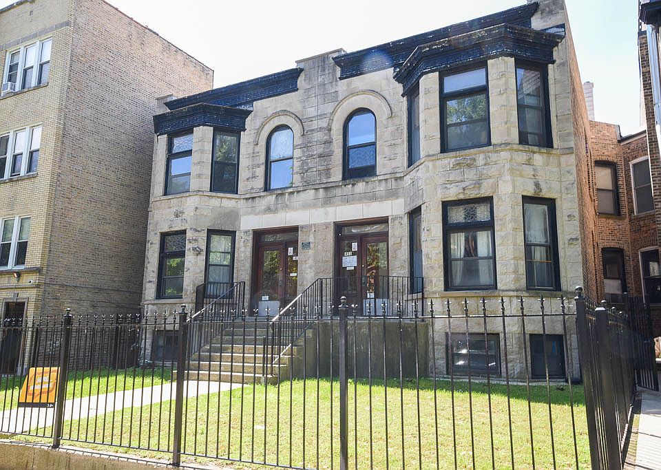 1st image of 1451 W Carmen Ave #H