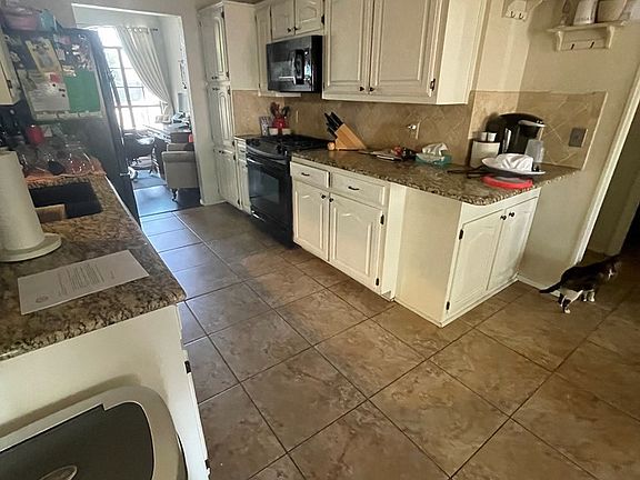 4th image of 3604 Crestmont Dr