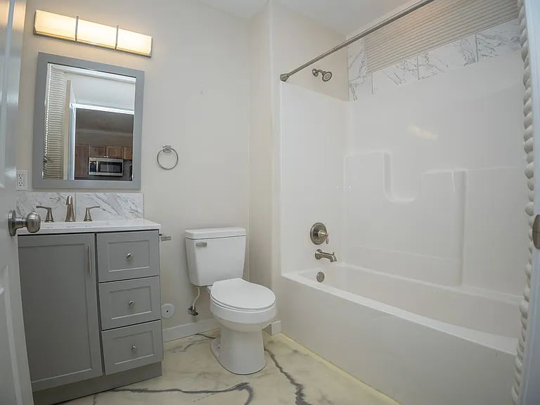 120 Jefferson Rd #A — Photo 12