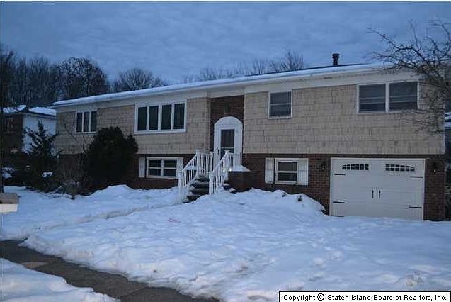 2nd image of 476 Sheldon Ave