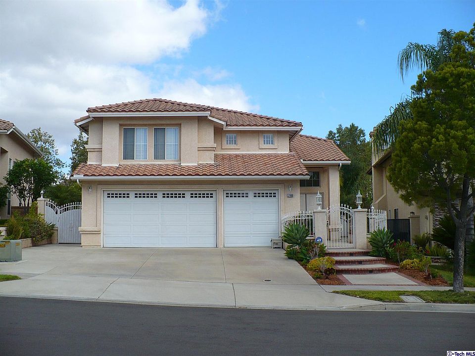 1st image of 17400 E Park
