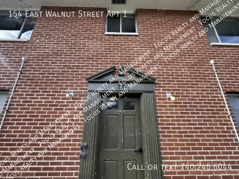 2 bed, 1.0 bath, $850 — Photo 1