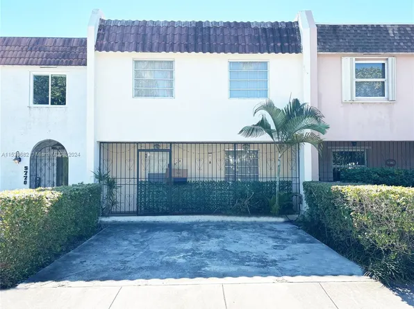 5772 SW 74th Ter, South Miami, FL 33143