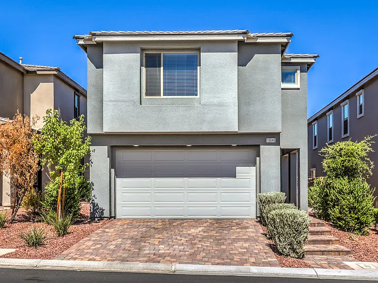 10646 Silver Pond Ave — Photo 2
