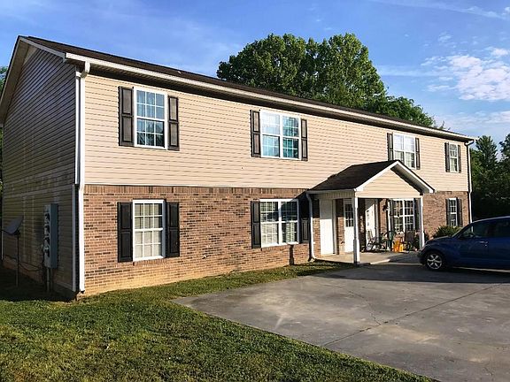 2nd image of 108 Creekside Dr NW #4