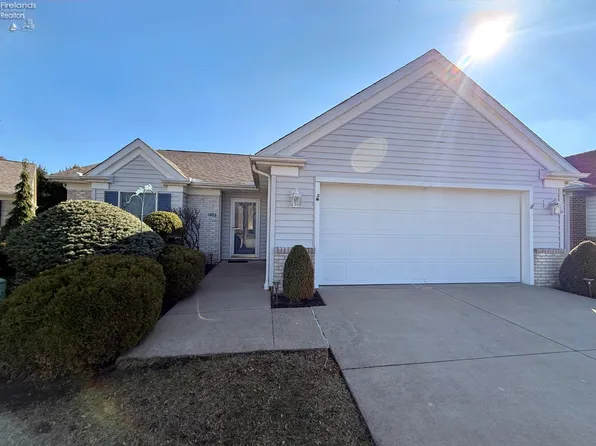 1805 E Waterberry Dr, Huron, OH 44839