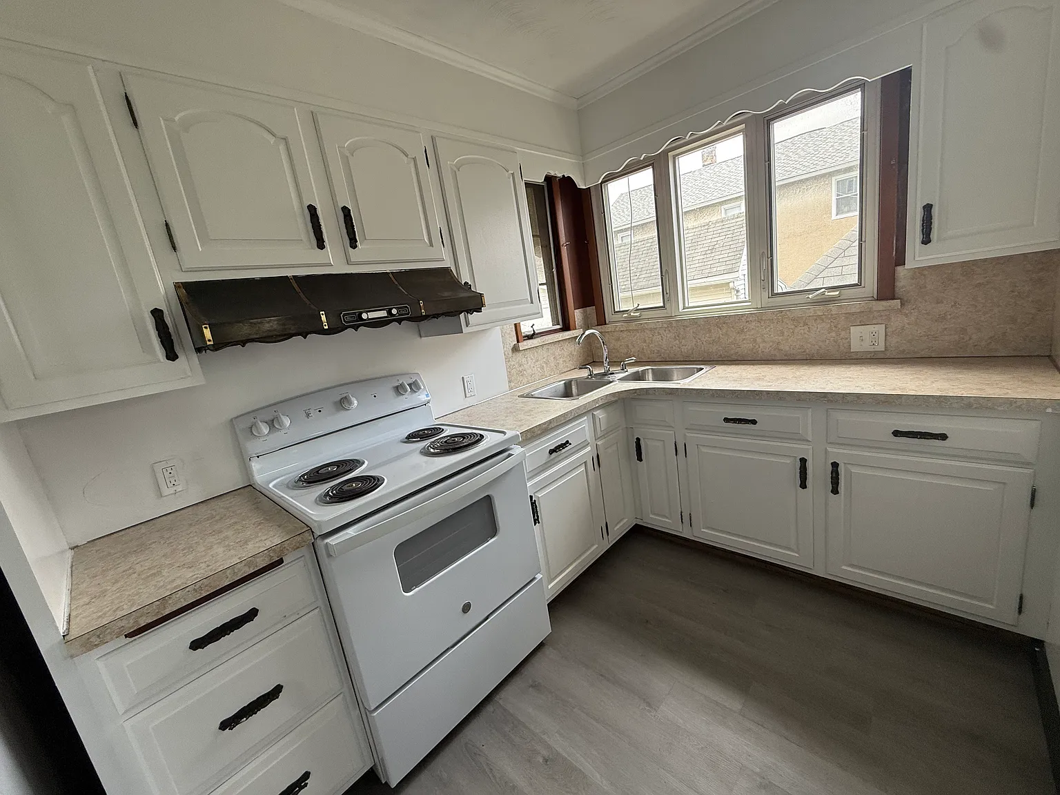 2 bed, 1300 sqft, $1,150 — Photo 4