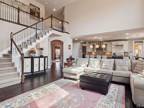 5th image of 1610 Tiverton Avenue