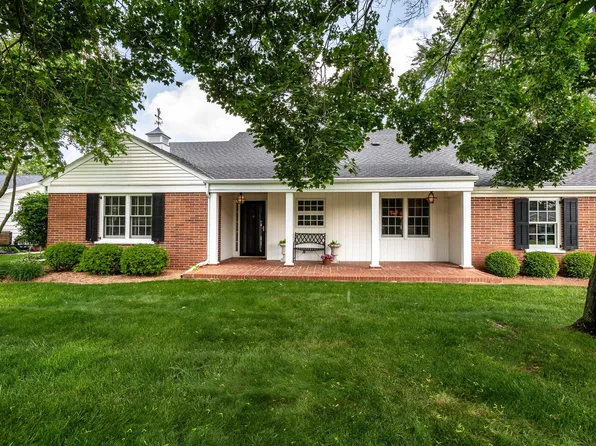 431 Apache Dr, Janesville, WI 53545