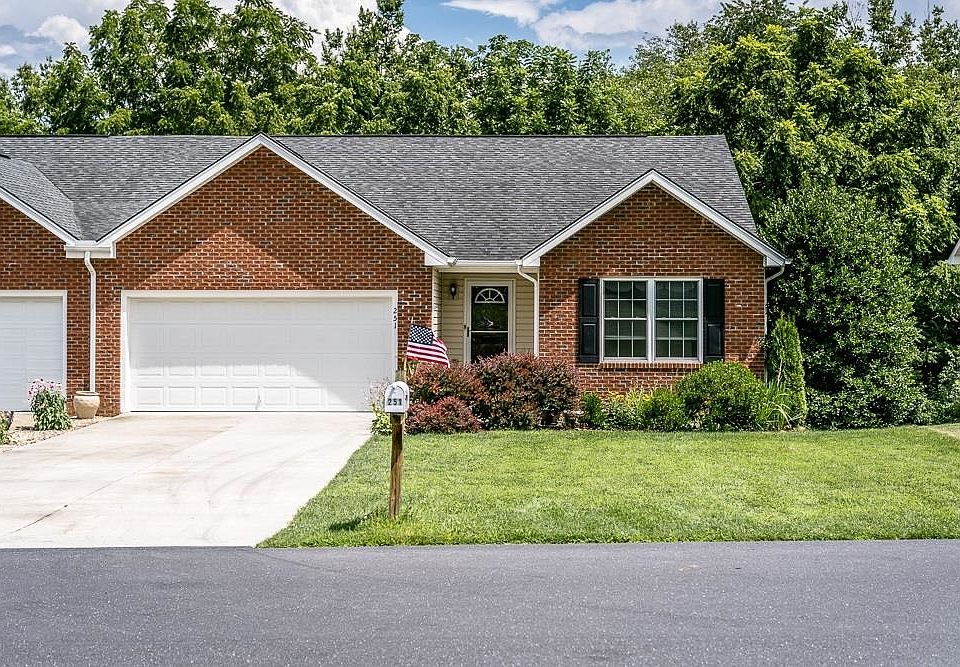 1st image of 251 Windermere Dr