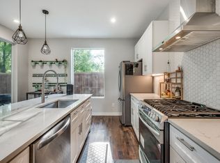 1326 Claude St, Dallas, TX 75203