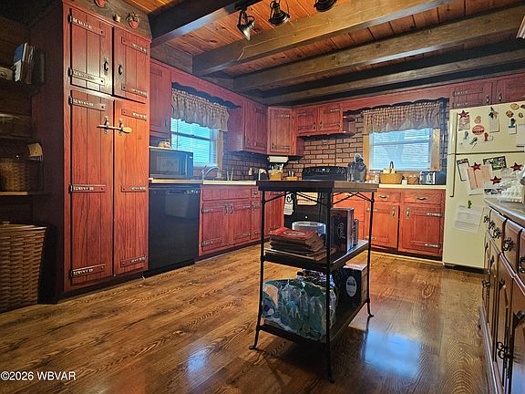 2nd image of 259 Forge Hill Rd