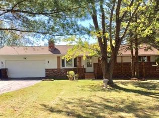 9475 Lake Rd, Montrose, MI 48457