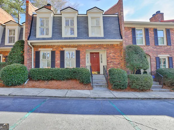 12 Queen Victoria Pl NE, Atlanta, GA 30342
