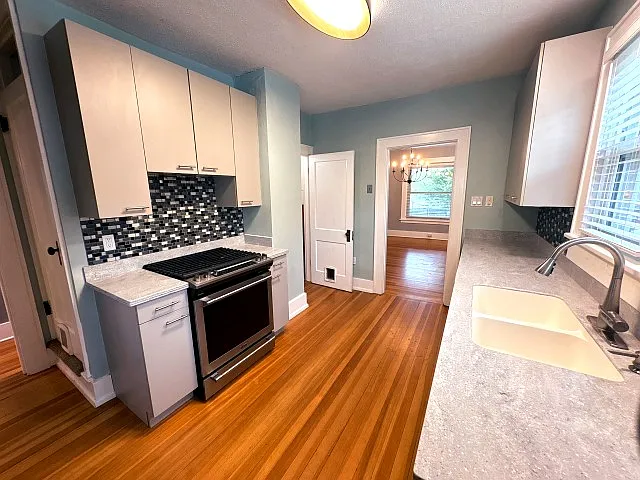 316 W Park St — Photo 12
