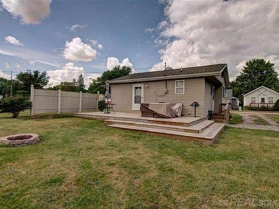 2nd image of 7296 Cedar Rd