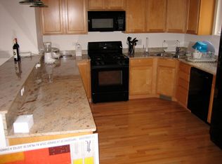 523 Chicago Ave #H, Evanston, IL 60202