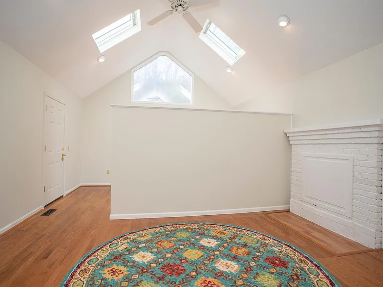 115 Ayers Point Rd — Photo 20