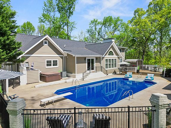 2nd image of 8332 Mill Race Dr